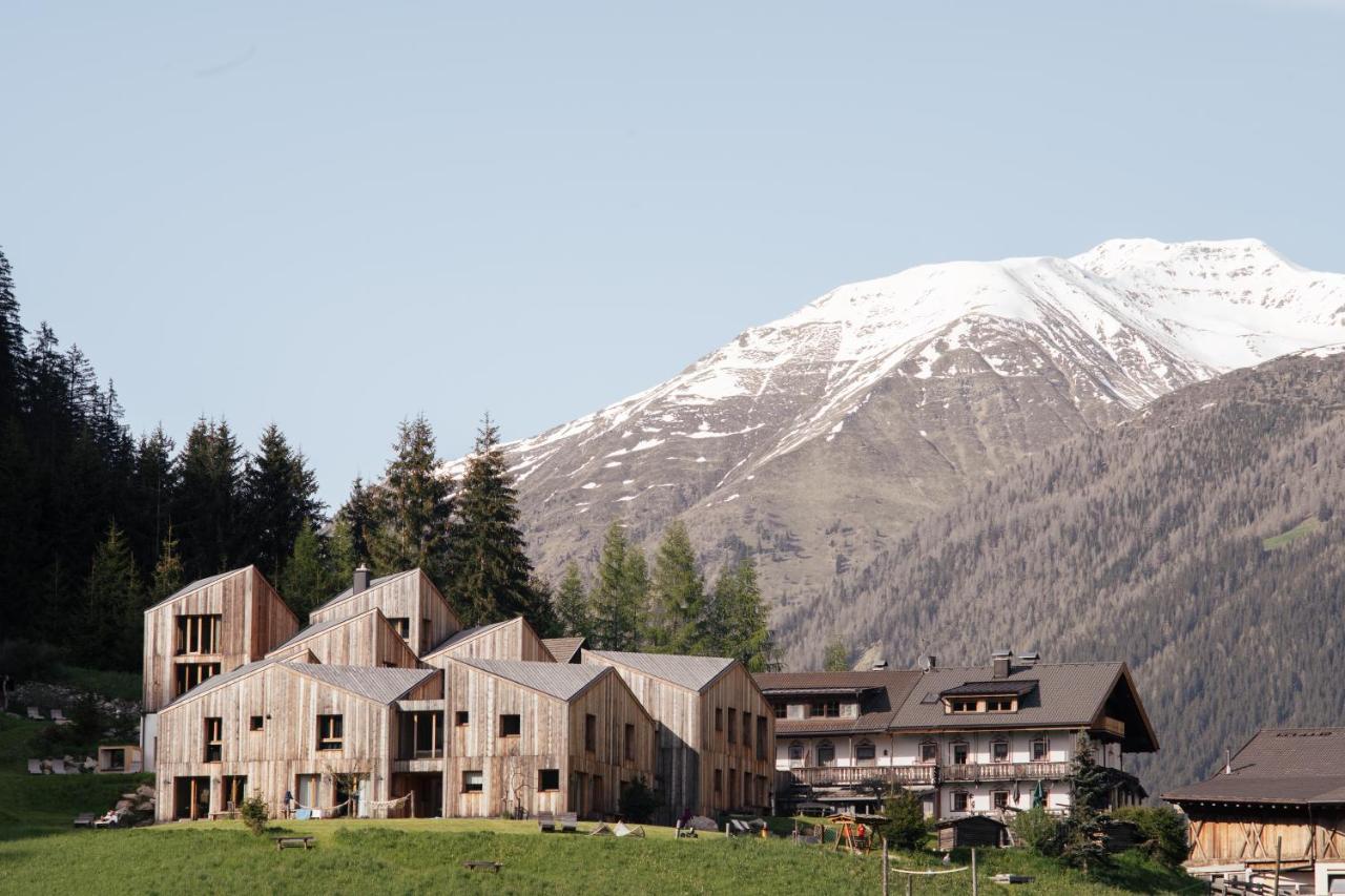 Santa Maddalena in Casies Apparthotel Bio Natur Refugium Blaslahof מראה חיצוני תמונה