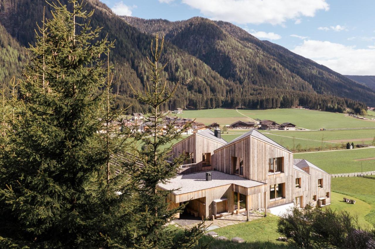 Santa Maddalena in Casies Apparthotel Bio Natur Refugium Blaslahof מראה חיצוני תמונה