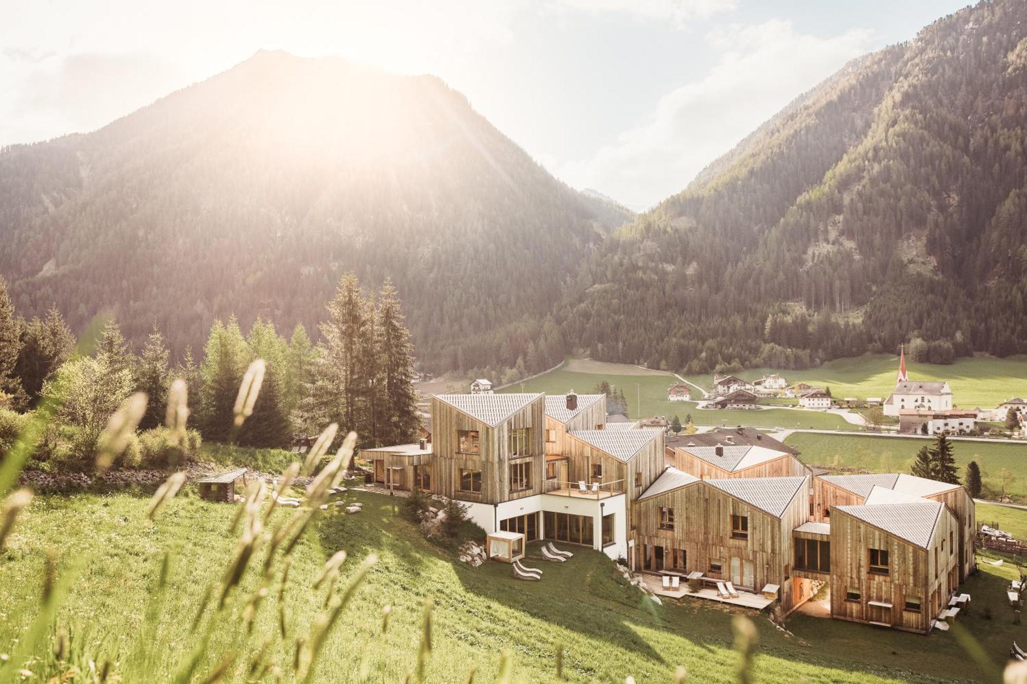 Santa Maddalena in Casies Apparthotel Bio Natur Refugium Blaslahof מראה חיצוני תמונה